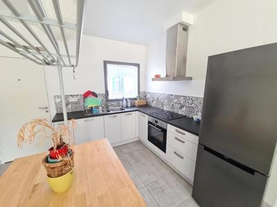 Maison - 89 m² - 5 pièces