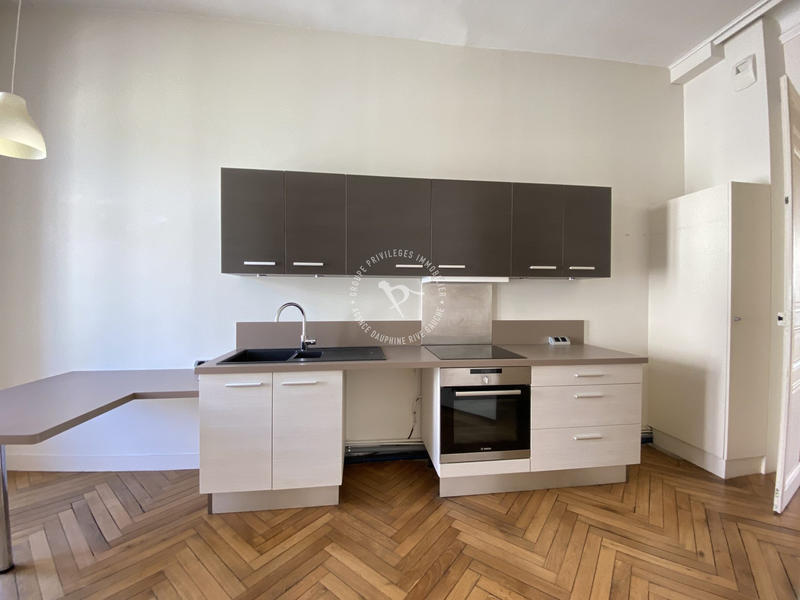 Appartement - 134 m² - 4 pièces