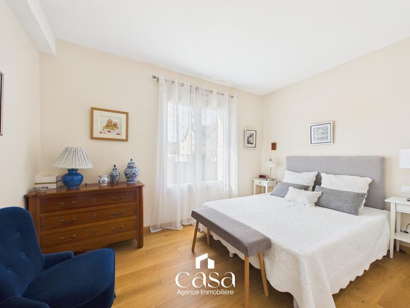 Maison - 160 m² - 8 pièces