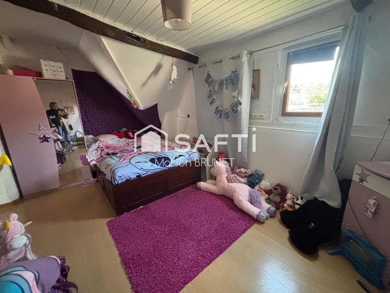 Maison - 175 m² - 9 pièces