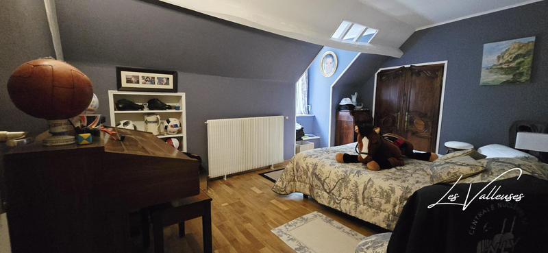 Maison - 182 m² - 6 pièces