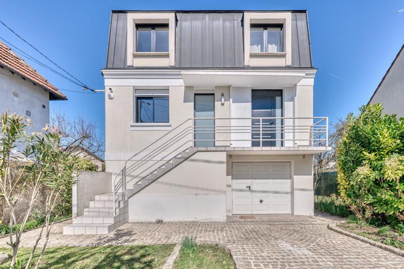 Maison - 94 m² - 4 pièces