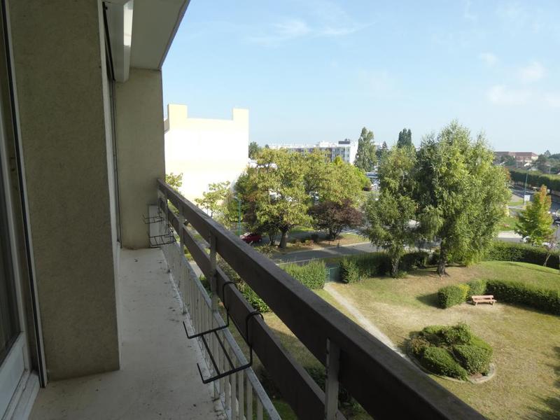 Appartement - 90 m² - 4 pièces