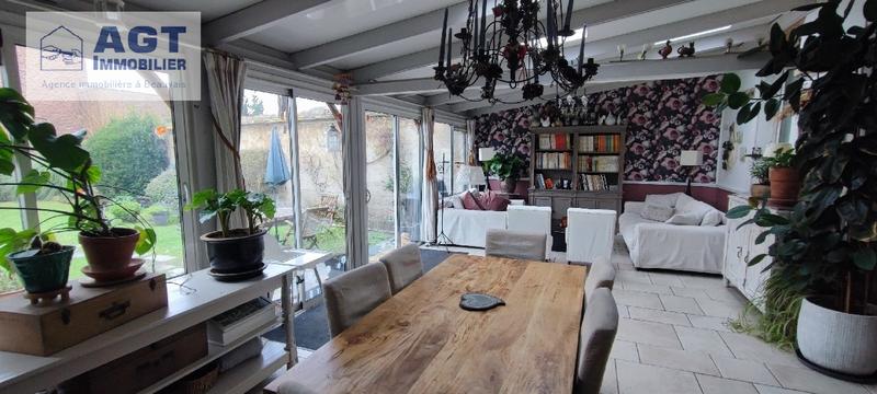 Maison - 304 m² - 10 pièces