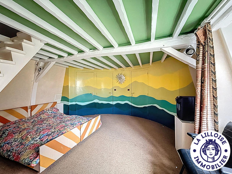 Demeure - 270 m² - 10 pièces