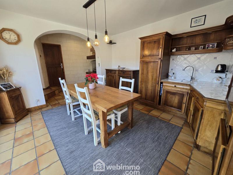 Maison - 221 m² - 5 pièces