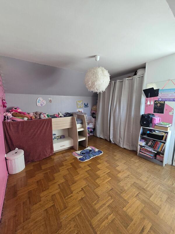 Maison - 110 m² - 4 pièces