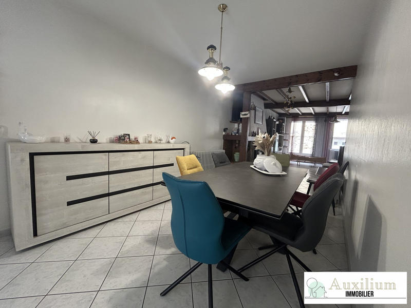 Maison ancienne - 180 m² - 5 pièces