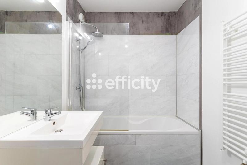 Appartement - 64 m² - 3 pièces