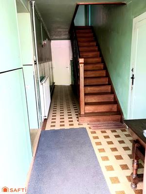 Maison - 205 m² - 8 pièces