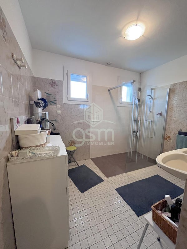 Maison - 111 m² - 5 pièces