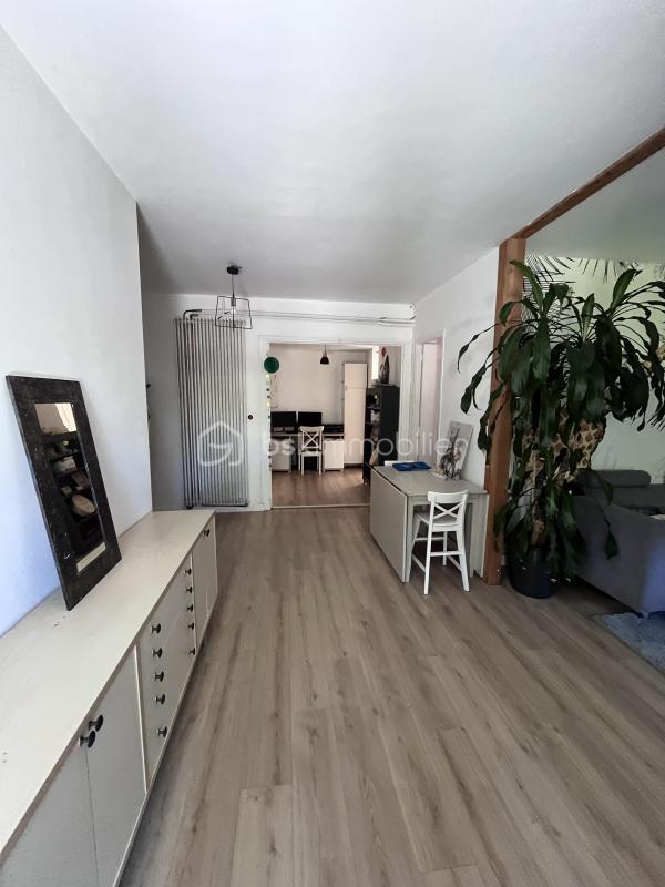 Maison traditionnelle - 191 m² - 6 pièces