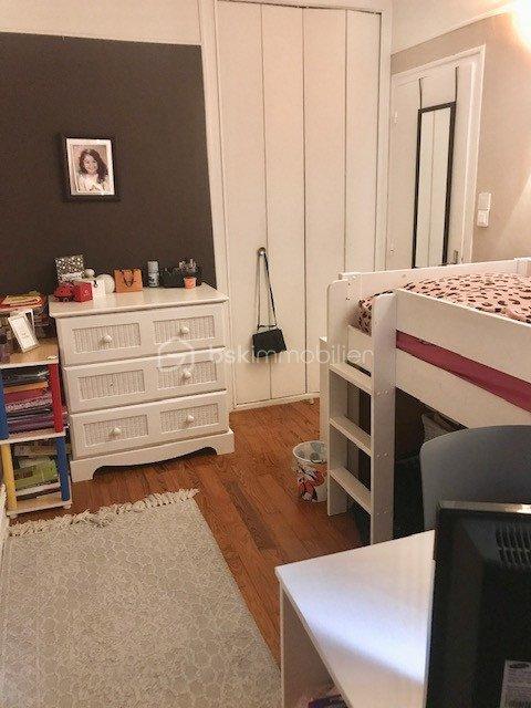 Appartement - 64 m² - 4 pièces