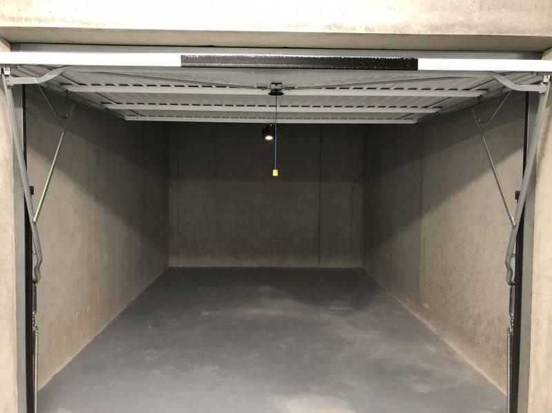 Garage - 18 m²