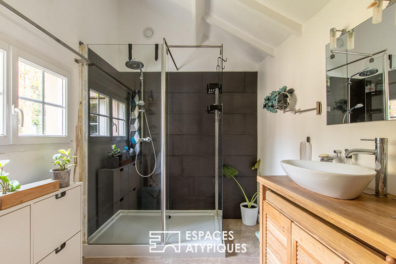 Maison - 530 m² - 12 pièces