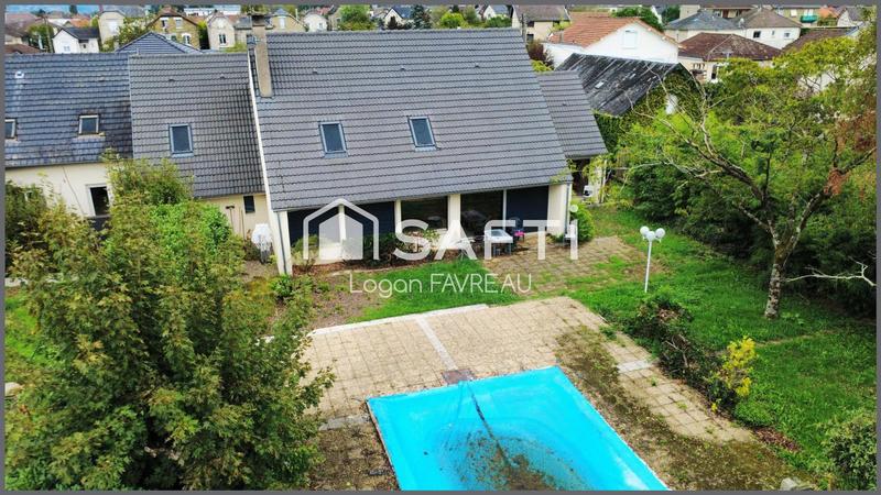 Maison - 197 m² - 7 pièces