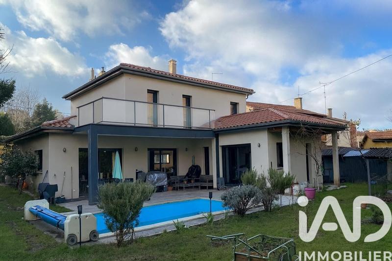 Maison - 160 m² - 7 pièces