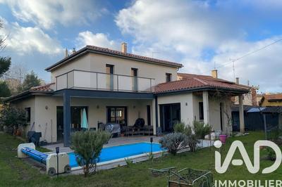 Maison - 160 m² - 7 pièces