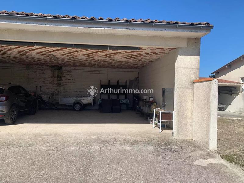 Maison - 266 m² - 8 pièces