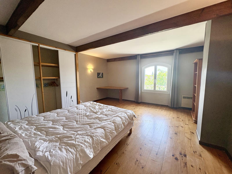 Maison - 167 m² - 6 pièces