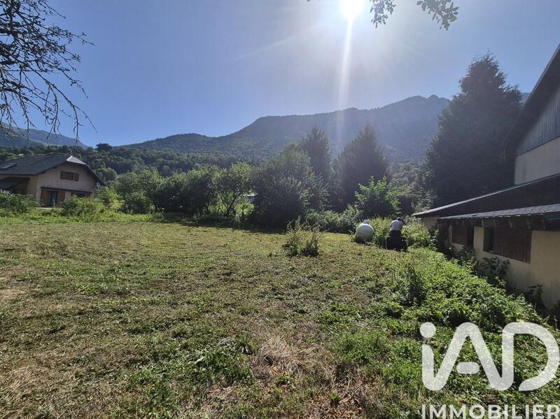 Maison - 209 m² - 7 pièces