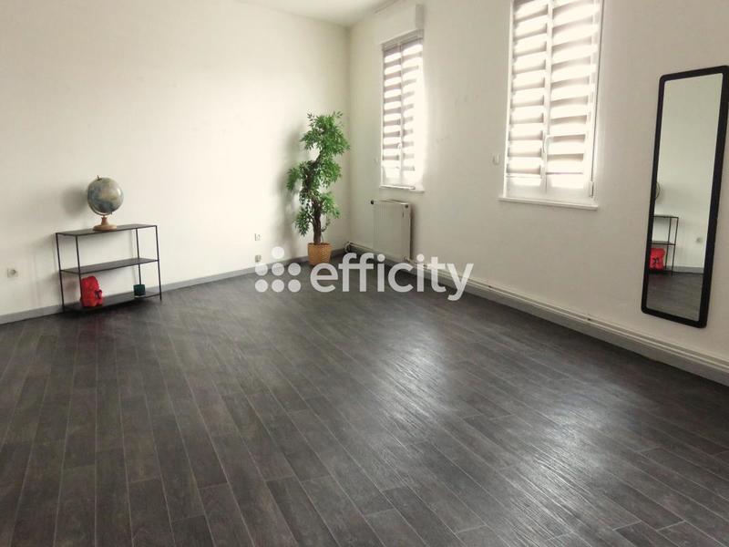 Maison ancienne - 207 m² - 6 pièces