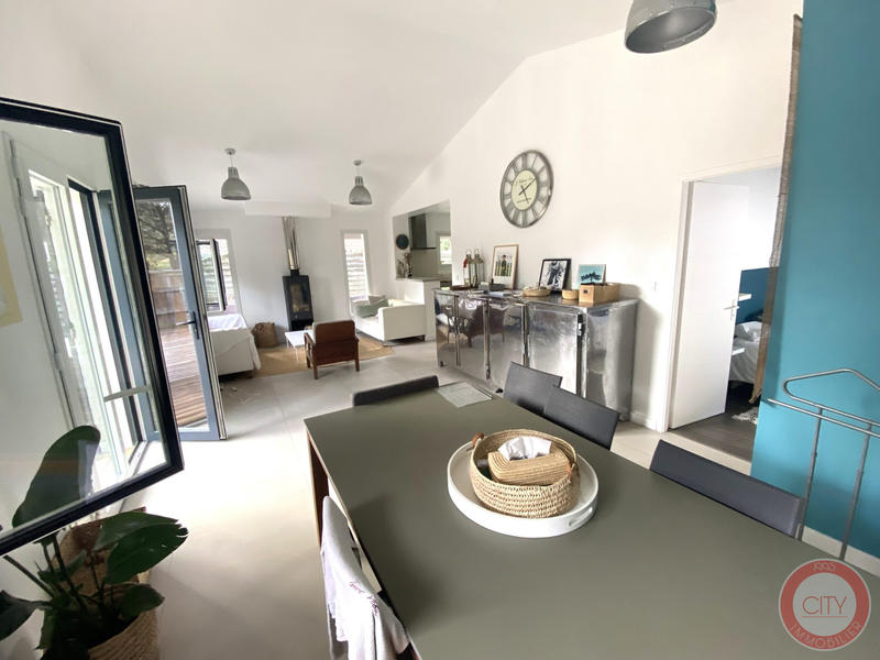 Maison - 135 m² - 6 pièces