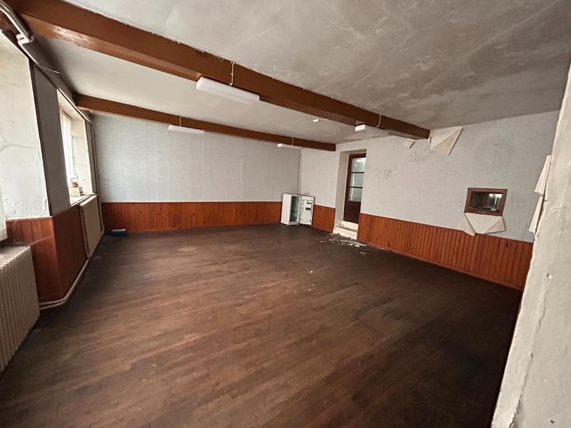 Maison - 175 m² - 12 pièces