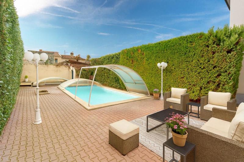 Maison - 166 m² - 6 pièces