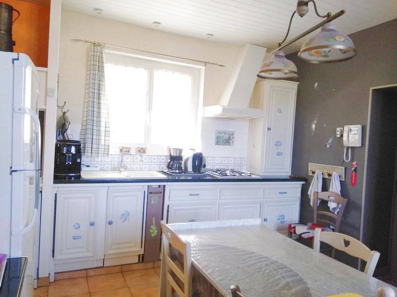 Maison - 176 m² - 8 pièces