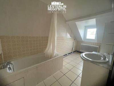 Appartement - 80 m² - 3 pièces