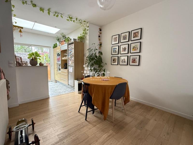 Maison - 90 m² - 4 pièces