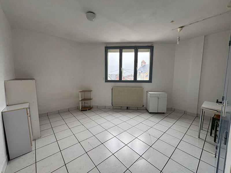 Immeuble - 6 pièces