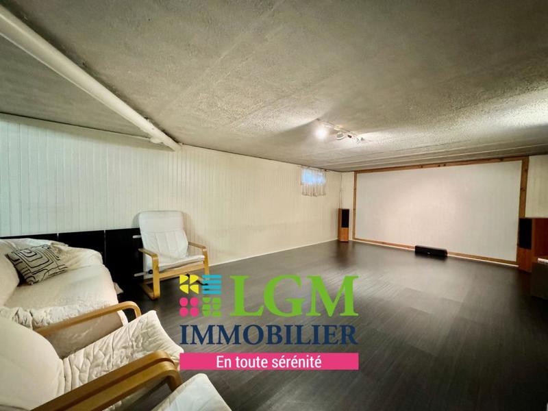 Maison - 200 m² - 5 pièces