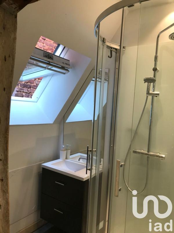 Maison - 225 m² - 7 pièces