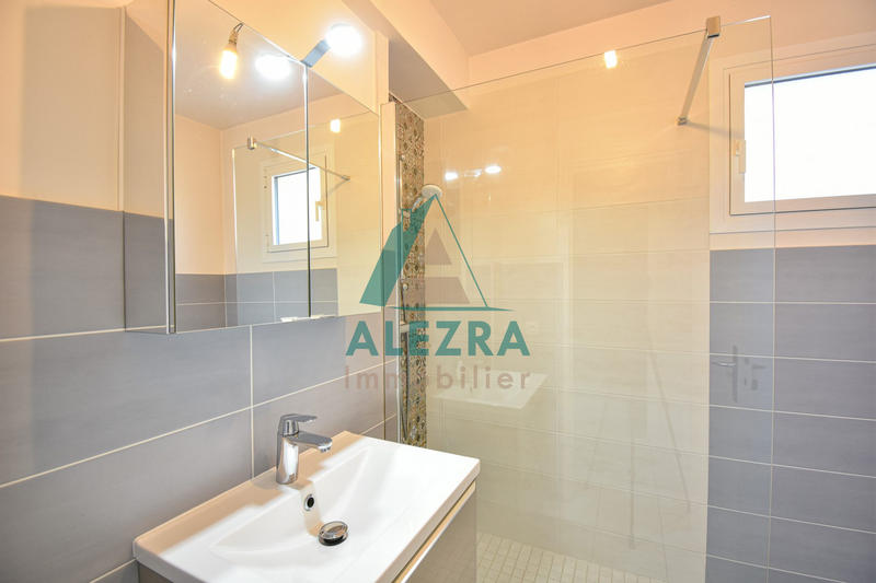 Appartement - 67 m² - 2 pièces