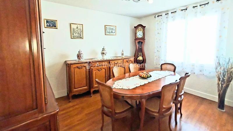 Appartement - 90 m² - 4 pièces