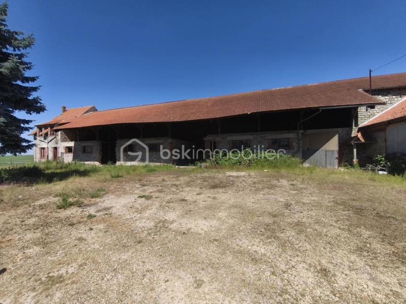 Maison - 238 m² - 7 pièces