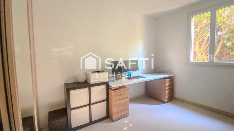 Maison - 121 m² - 6 pièces