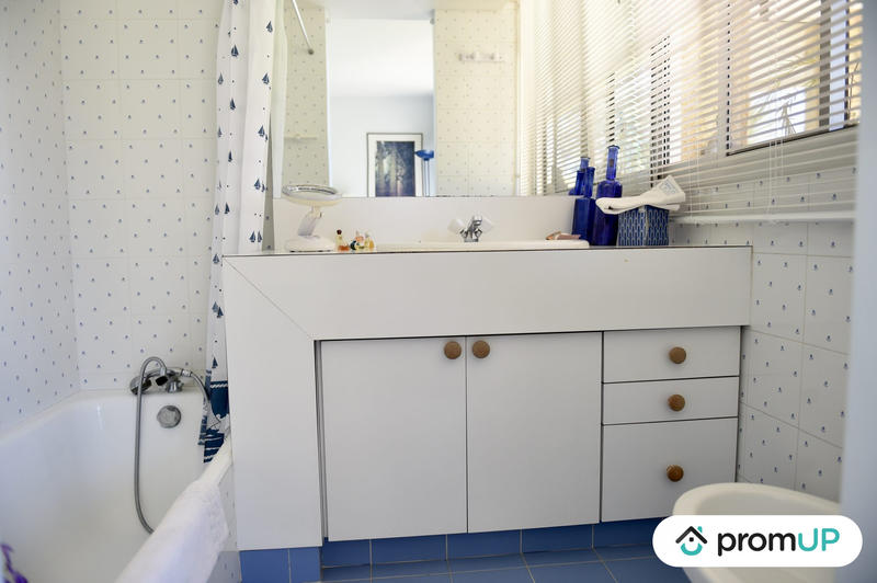 Villa - 280 m² - 7 pièces