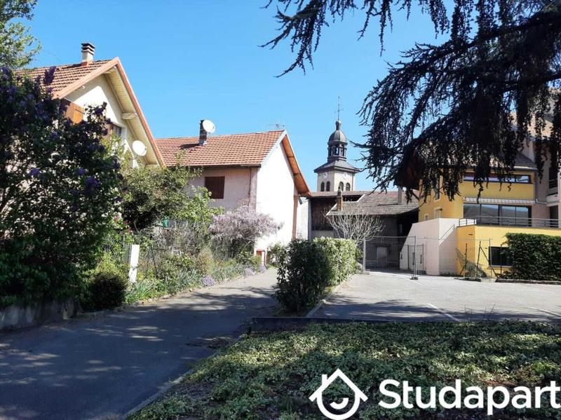 Chambre - 9 m² - 1 pièce