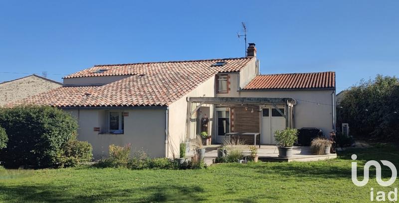 Maison - 140 m² - 8 pièces