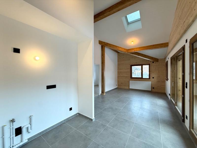 Appartement - 82 m² - 4 pièces