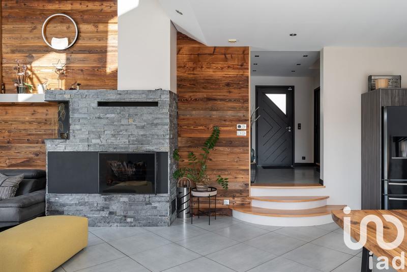 Maison - 190 m² - 6 pièces