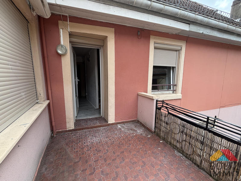 Maison - 227 m² - 9 pièces