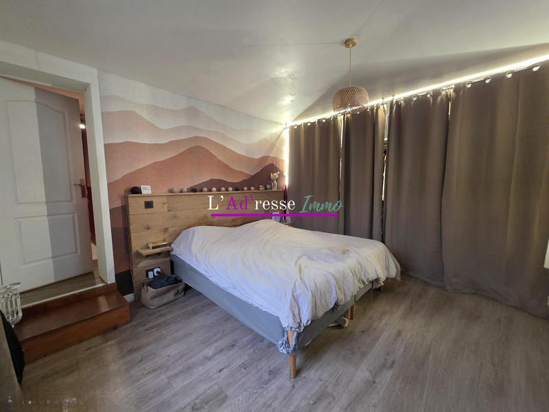 Maison traditionnelle - 120 m² - 6 pièces