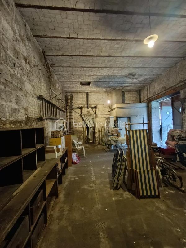 Parking / Garage - 50 m²