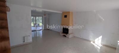 Maison - 155 m² - 7 pièces