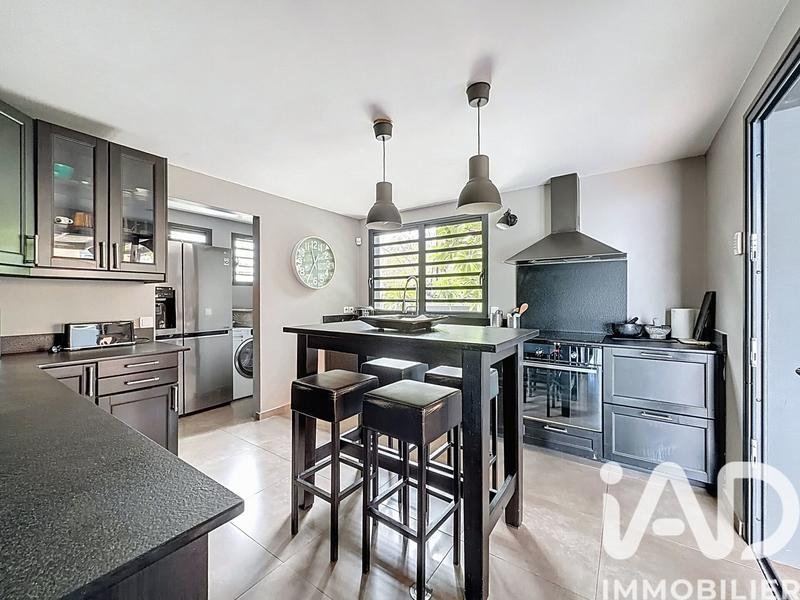 Maison - 175 m² - 5 pièces