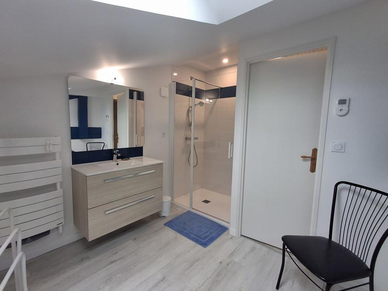 Maison traditionnelle - 241 m² - 7 pièces